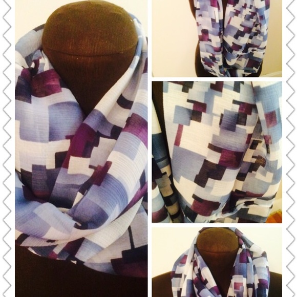 Handmade Abstract Design Blue Infinity Scarf - Picture 2 of 5